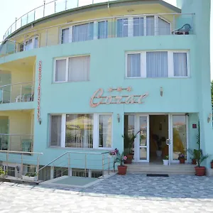 3* Otel Family Coral