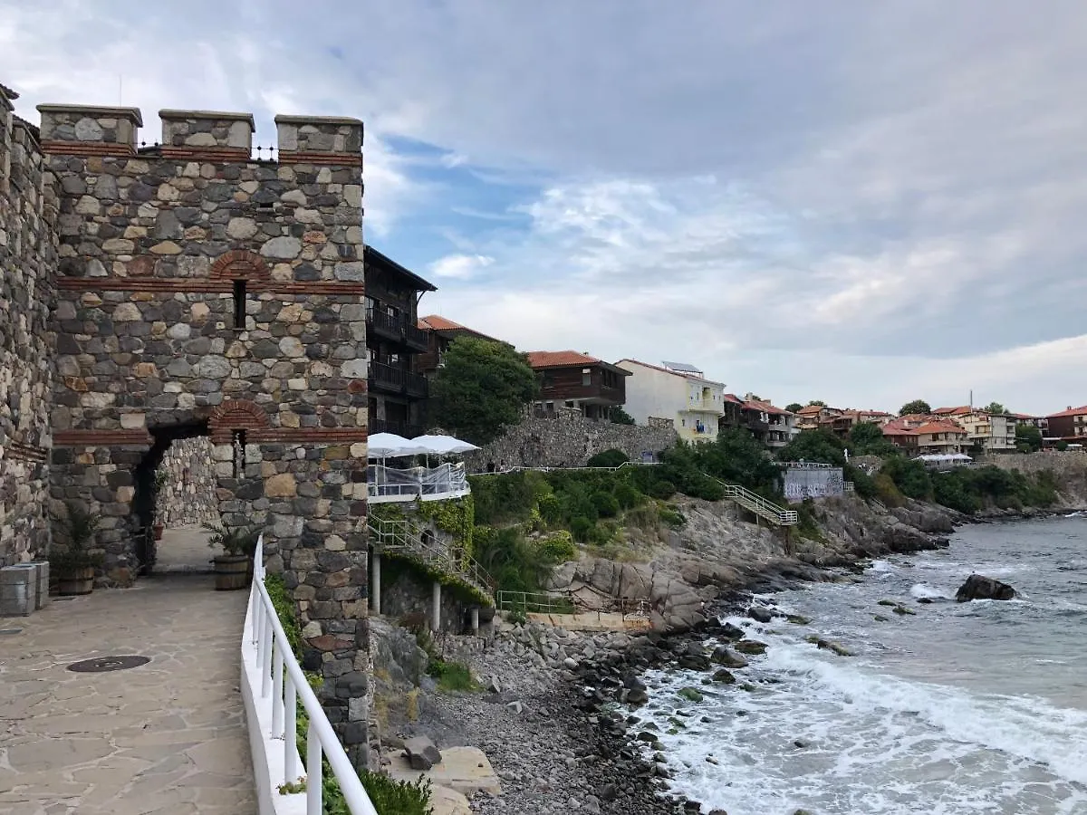 Apartment 2Br, Тристаен In Complex Green Life Sozopol 0*,  Bułgaria