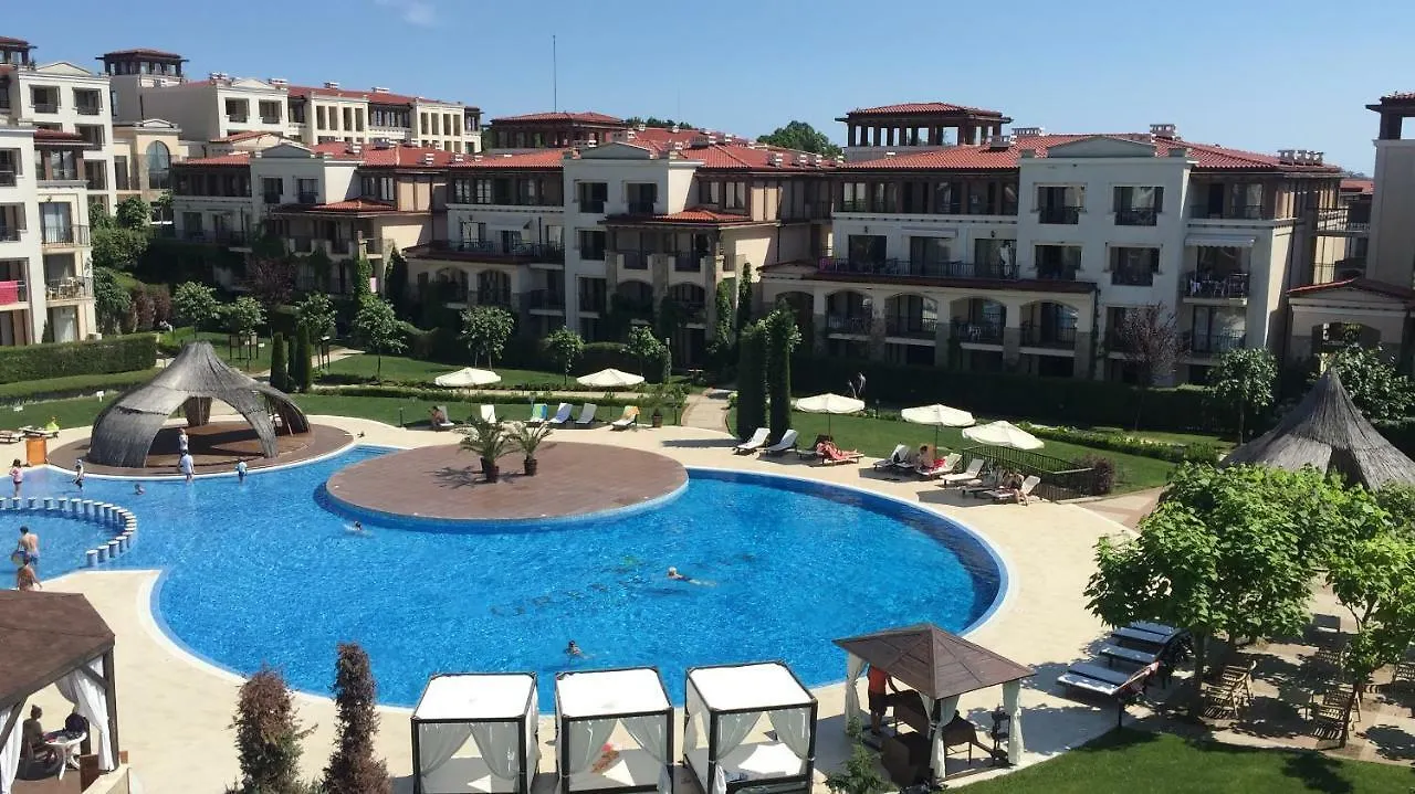 Apartment 2Br, Тристаен In Complex Green Life Sozopol 0*,  Bułgaria