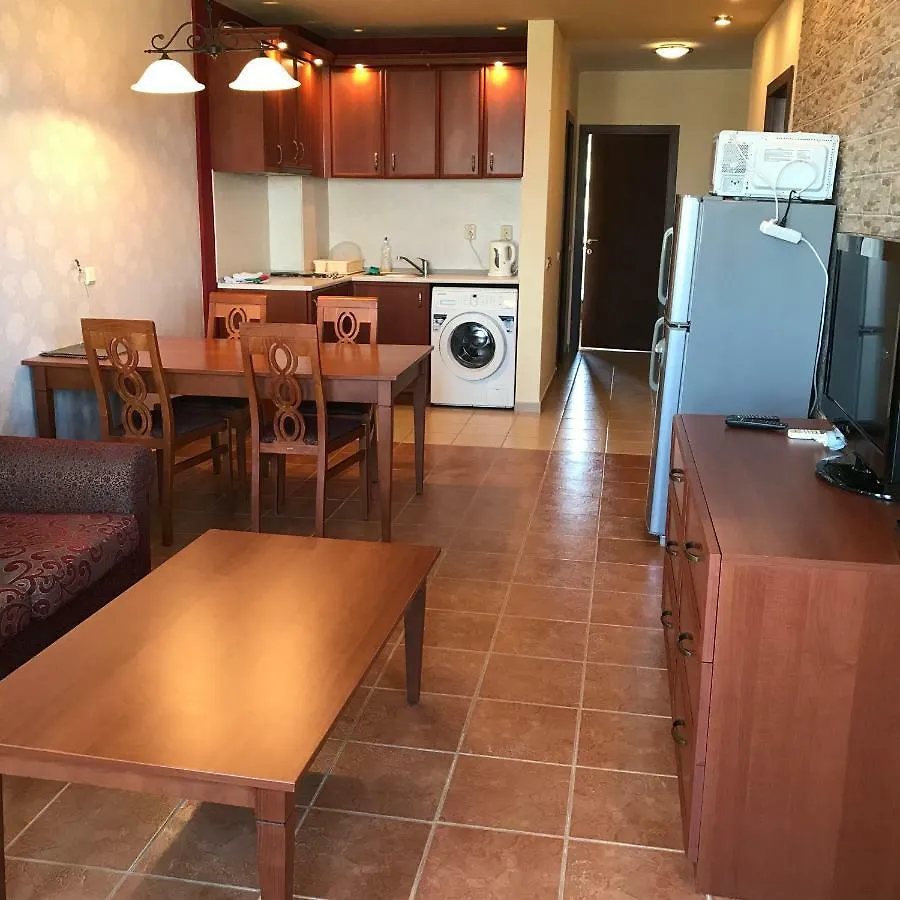 Apartment 2Br, Тристаен In Complex Green Life Sozopol